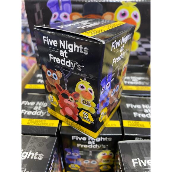 Five Nights At Freddys Plush Backpack Hanger - Picture 3 of 3